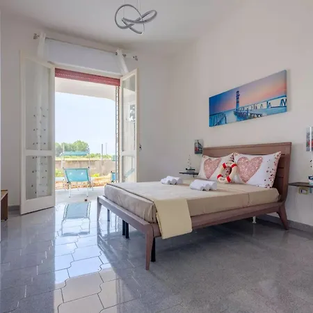 Levante Sea View With Air Conditioning, Parking And Wi-fi 别墅