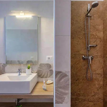 别墅 Levante Sea View With Air Conditioning, Parking And Wi-fi *